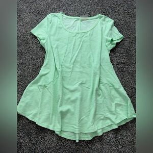 Calvin Klein performance quick dry lime green light mint short sleeve top